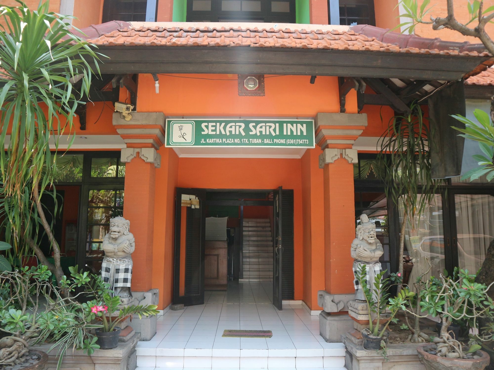 Sekar Sari Inn クタ エクステリア 写真